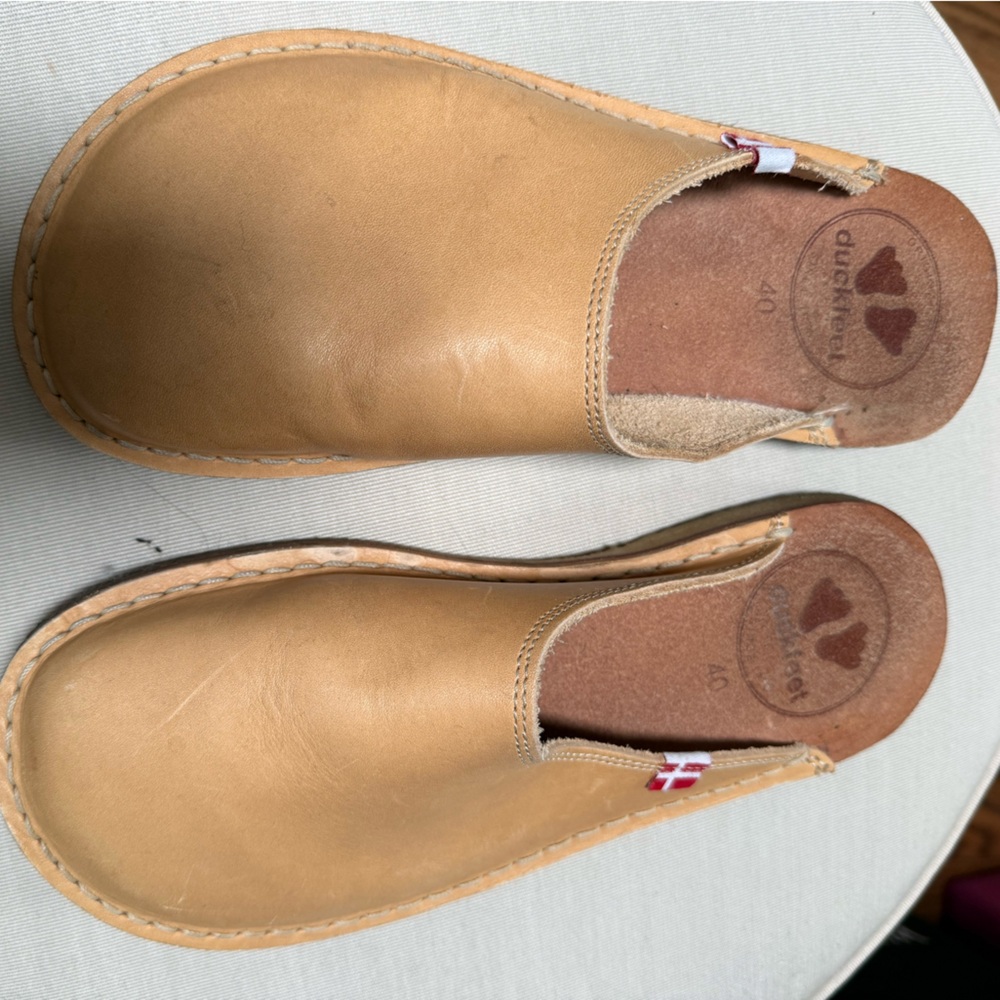 Tan Leather Slides